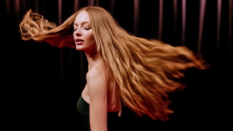 Slow Motion Red Carpet Effect