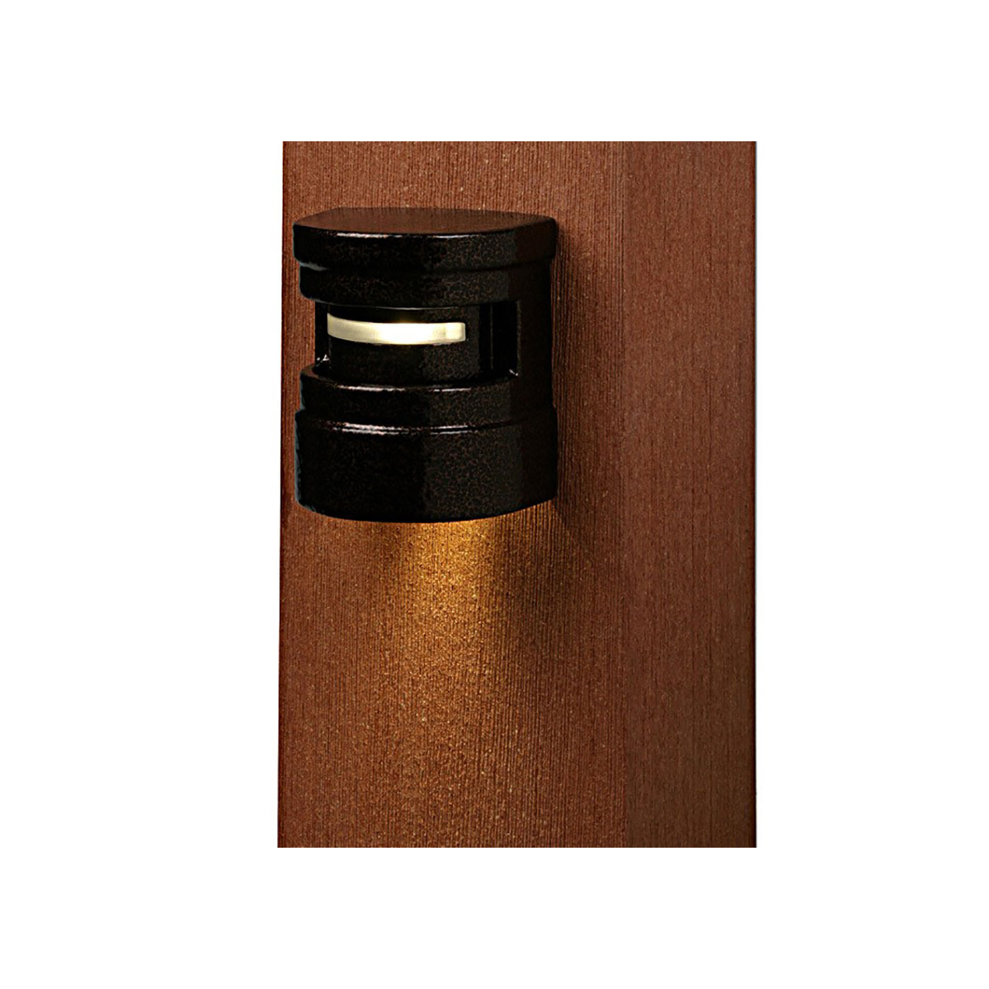 Holly Post Lamp w/Triple Light